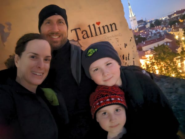 Tallinn by night