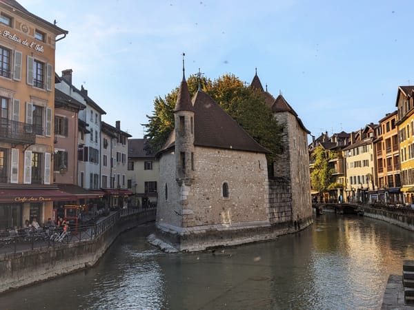 Annecy on foot
